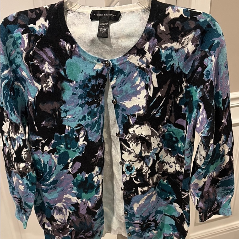 NWOT Cable & Gauge Teal Purple Black Floral Cardigan